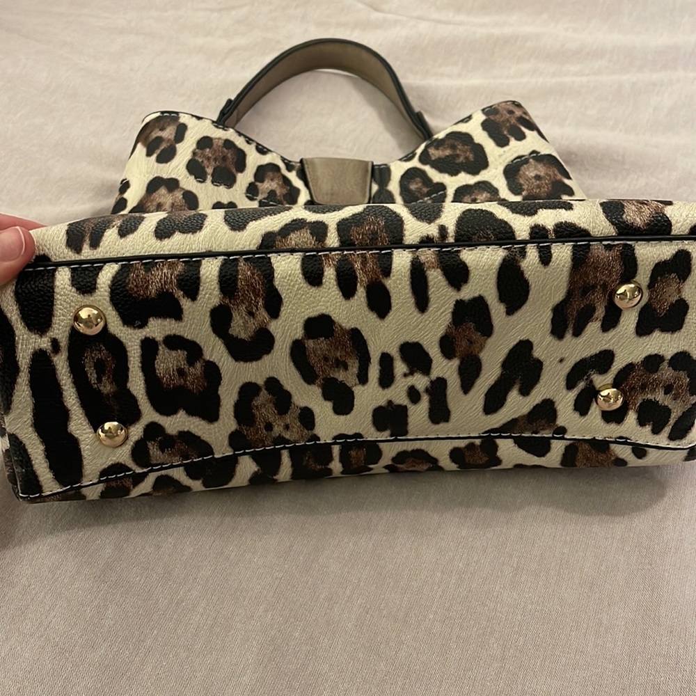 Purse - Picture 10 of 10